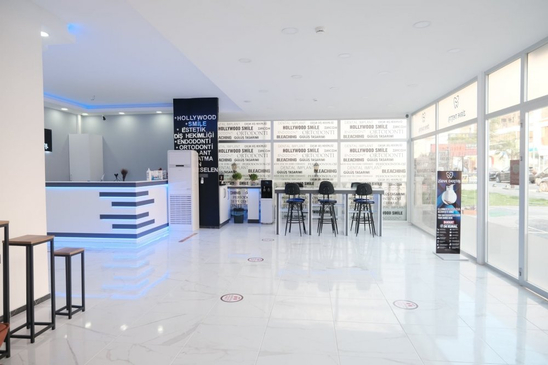 Slider image (3) Zirve Dental